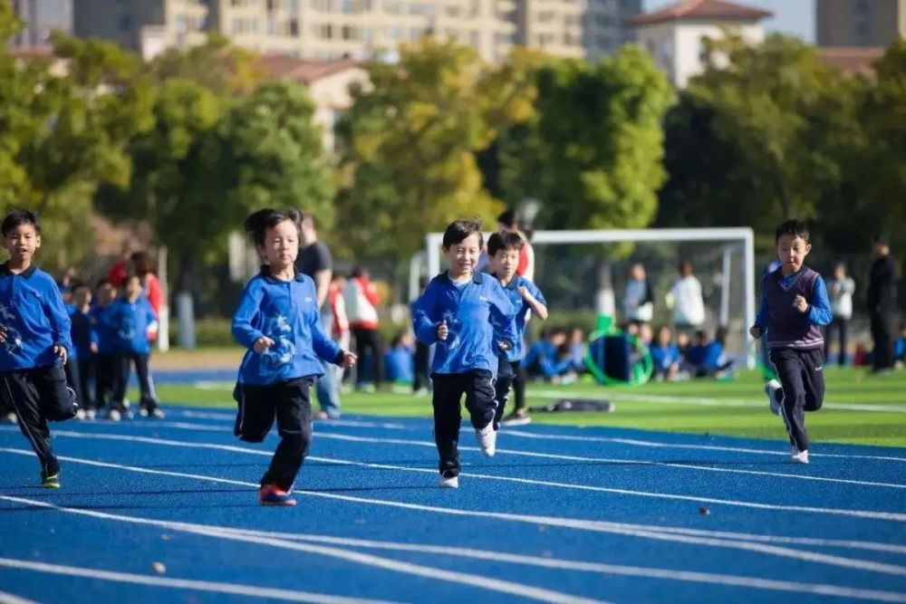 16582179459f87f9 16582179459f87f9